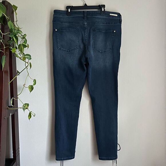 Pilcro Anthropologie Lace Up Dark Wash Jeans size 32 - Picture 7 of 7